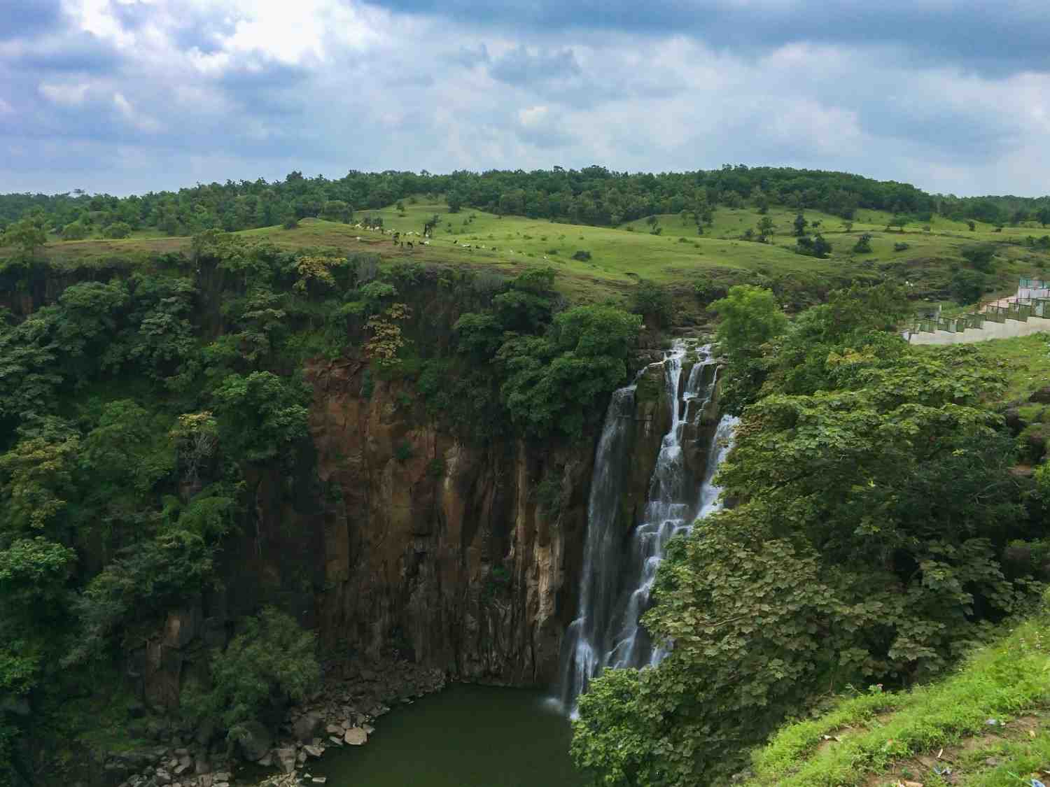 patalpani waterfall kekariya dabri