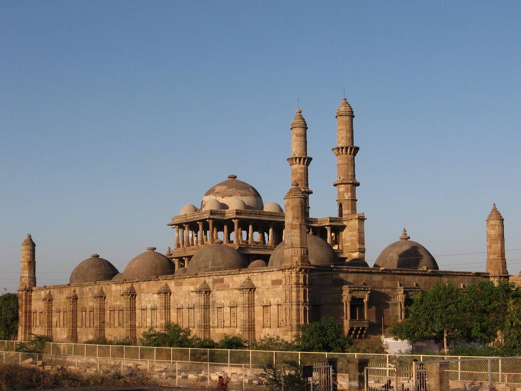 pavagadh archaeological park