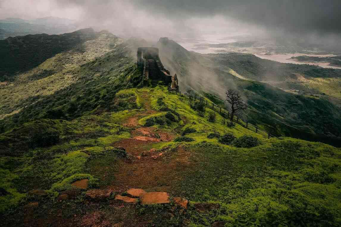 tourist places in maharashtra in winter