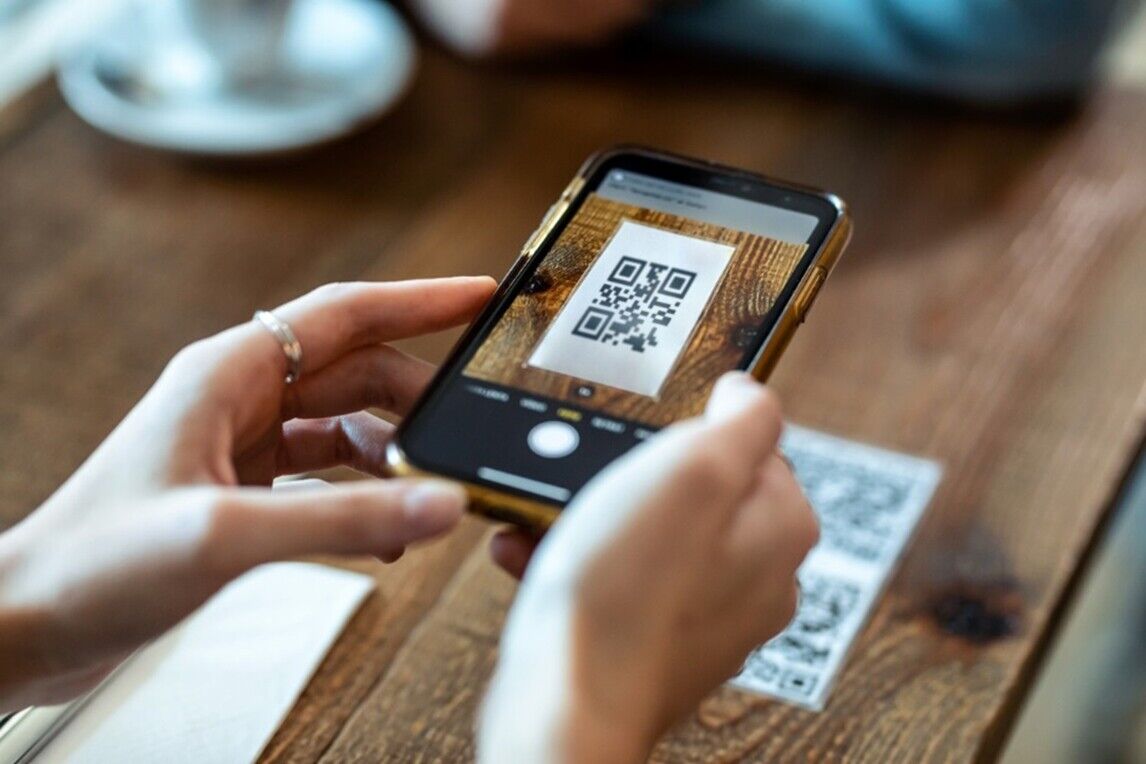 qr codes on mobile phones