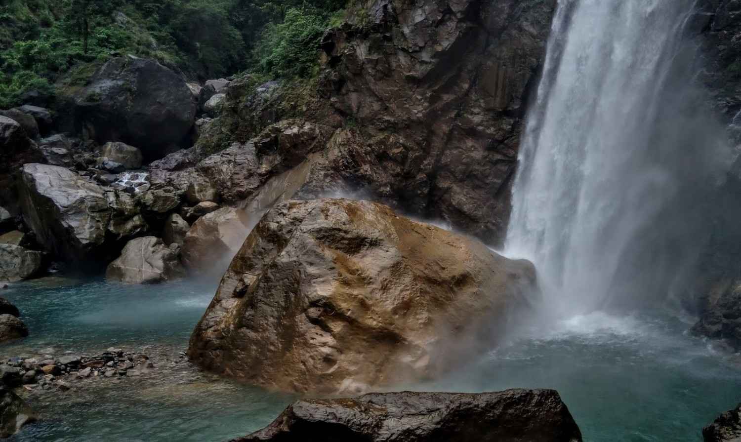 rainbow falls