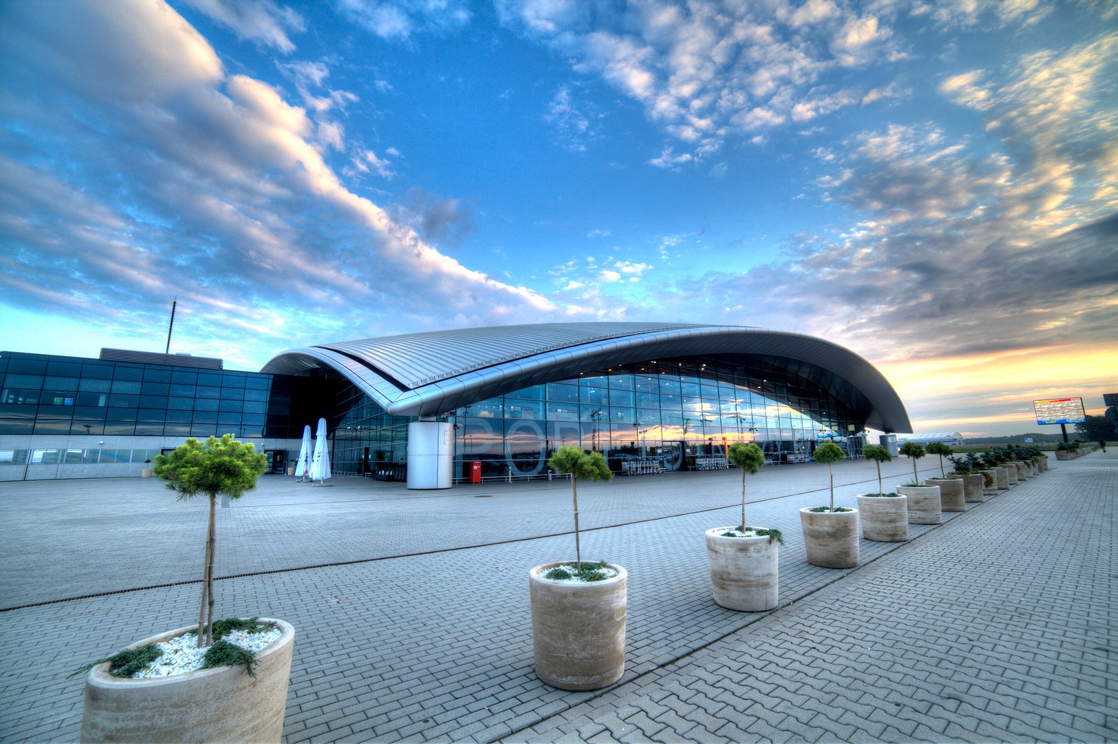 rzeszów jasionka airport%2c rzeszów