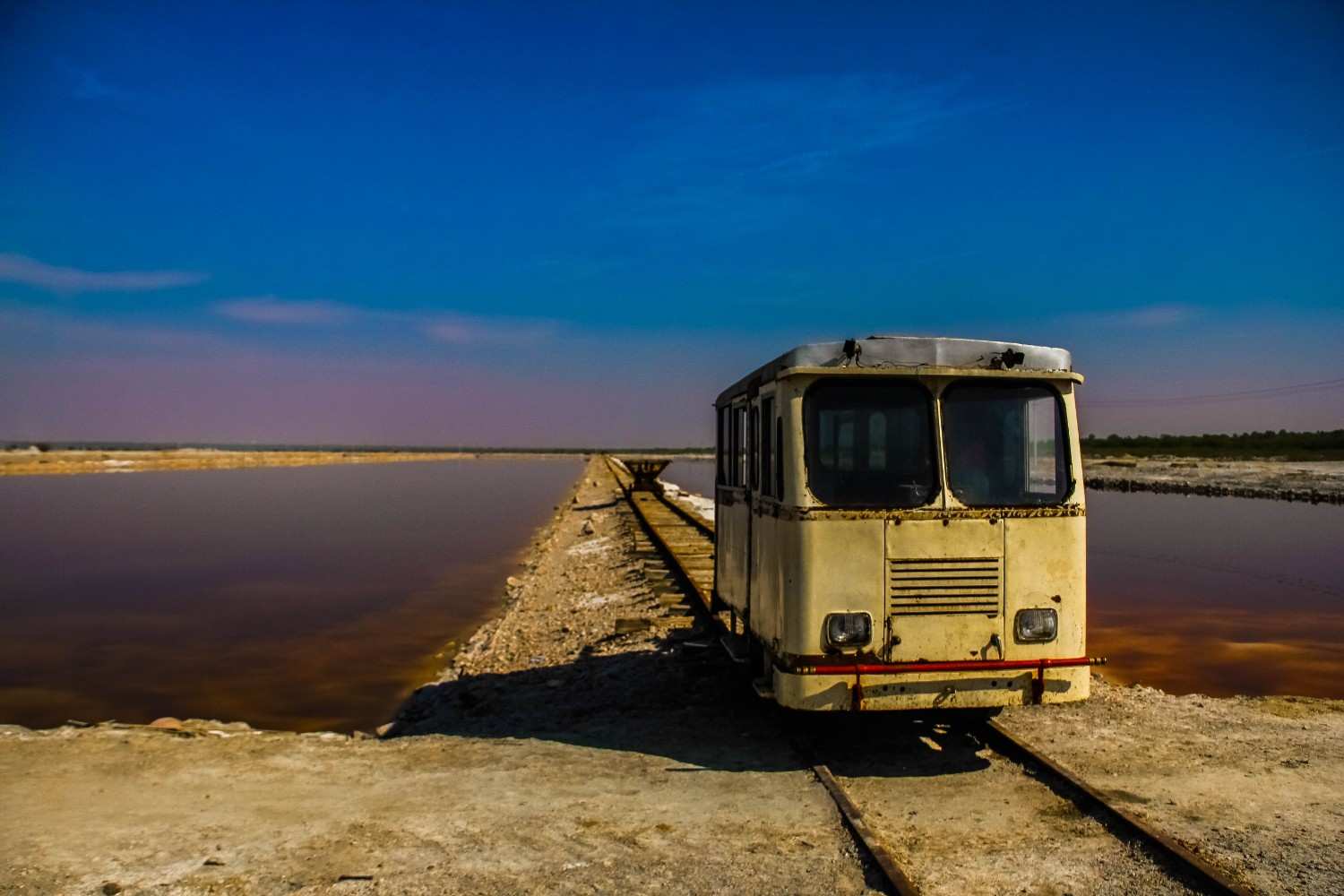 sambhar lake