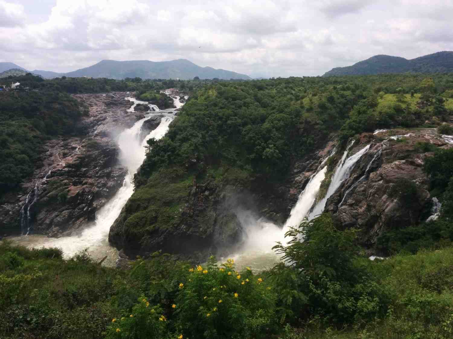 shivanasamudra falls karnataka