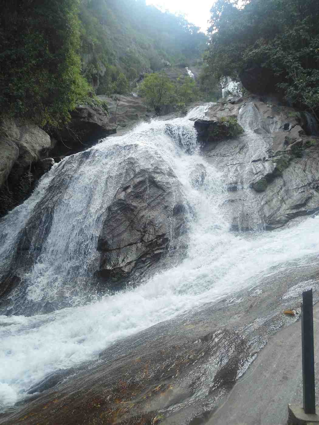 siruvani falls