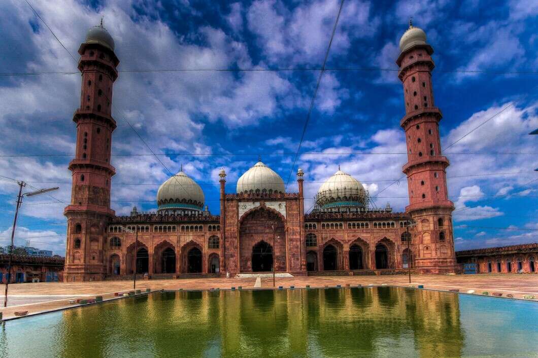 taj ul masjid