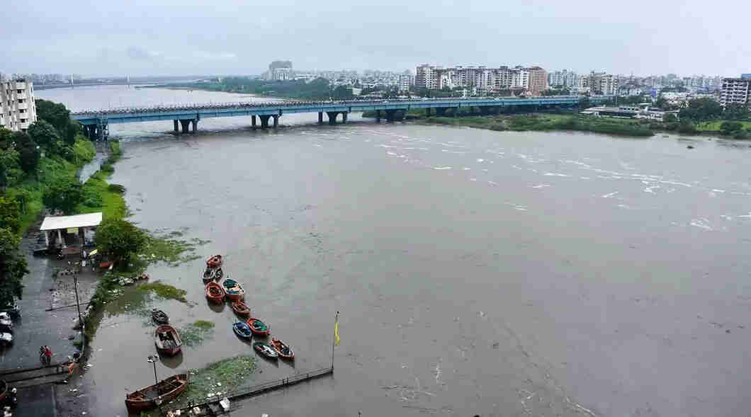 tapi river front