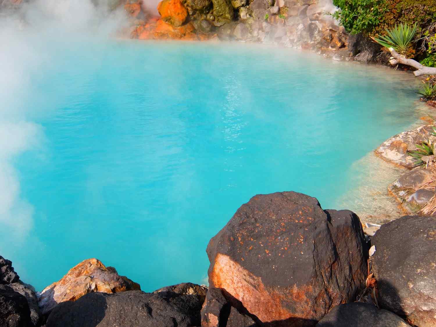 tatwani hot springs dharamshala