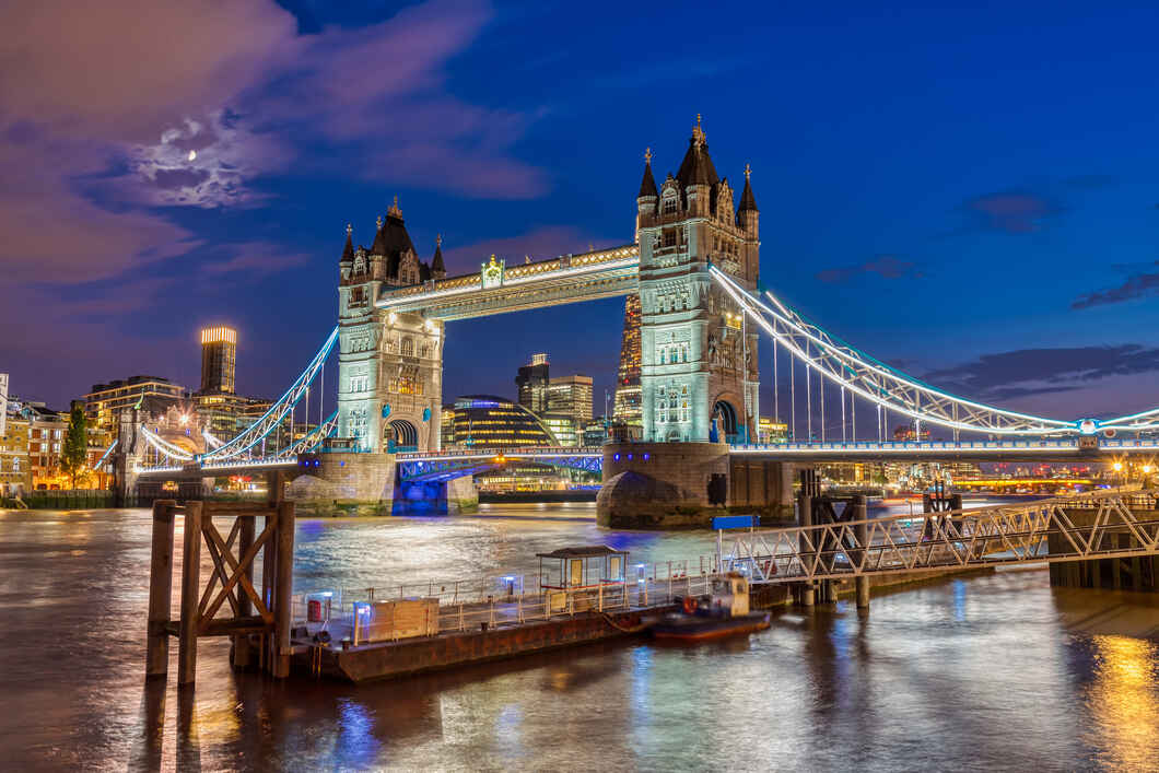 Top 22 Tourist Places in United Kingdom: Famous Places to Visit