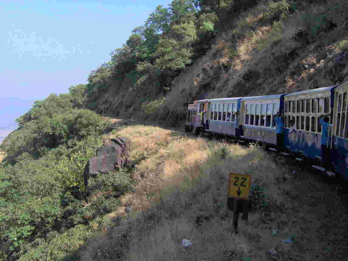 train to matheran