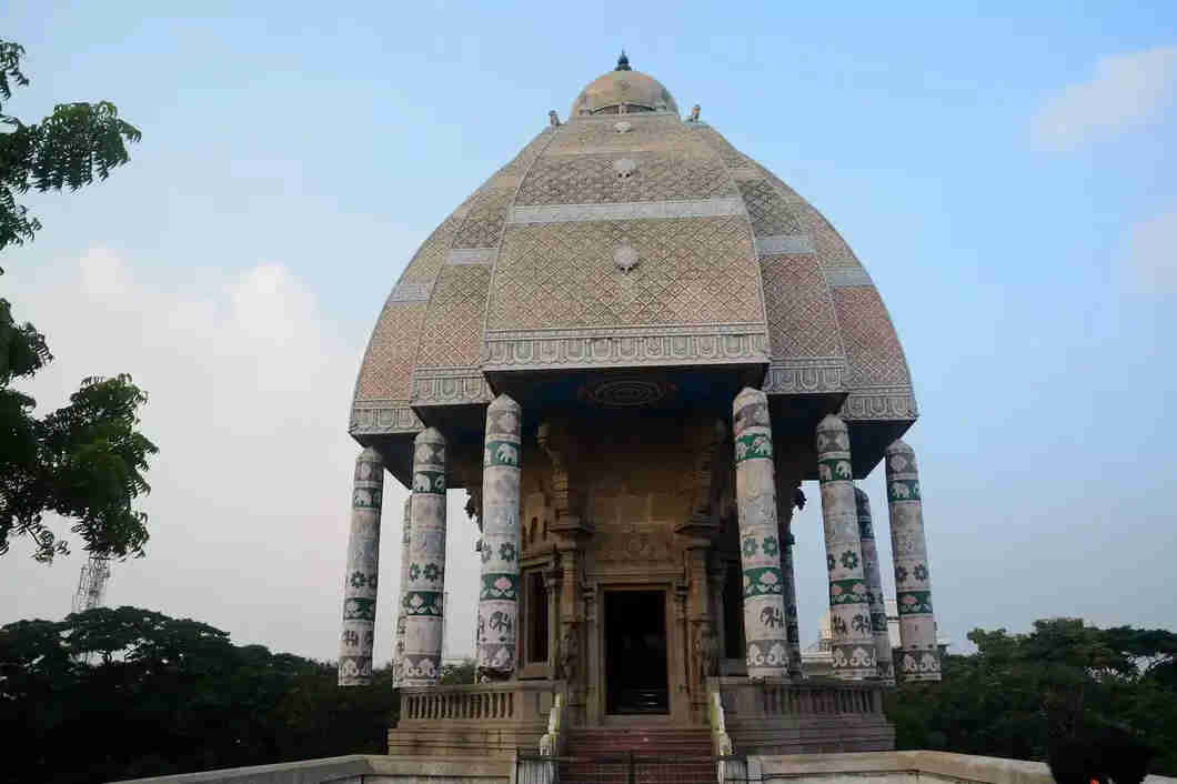 valluvar kottam