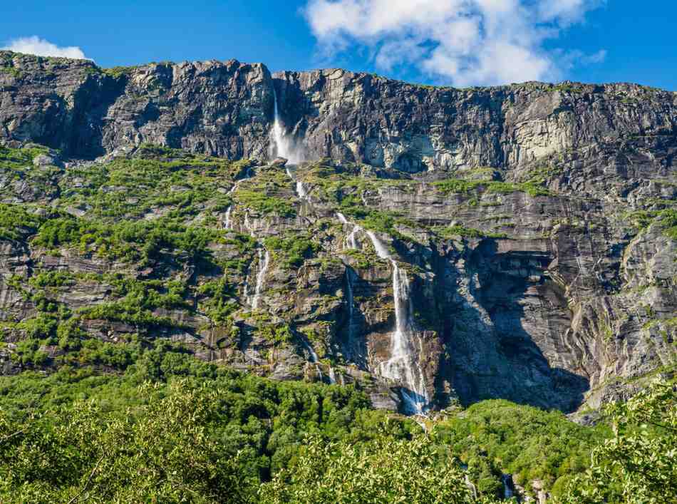 vinnufossen falls