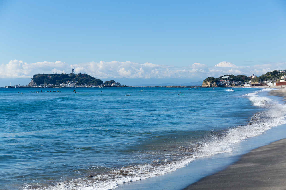 zushi beach kamakura japan