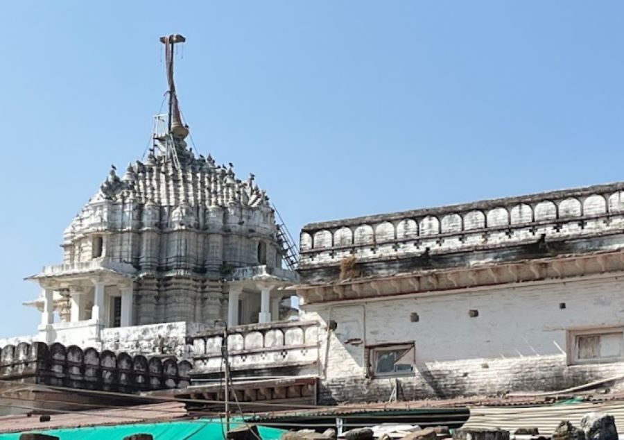 delwar temple in rajasthan