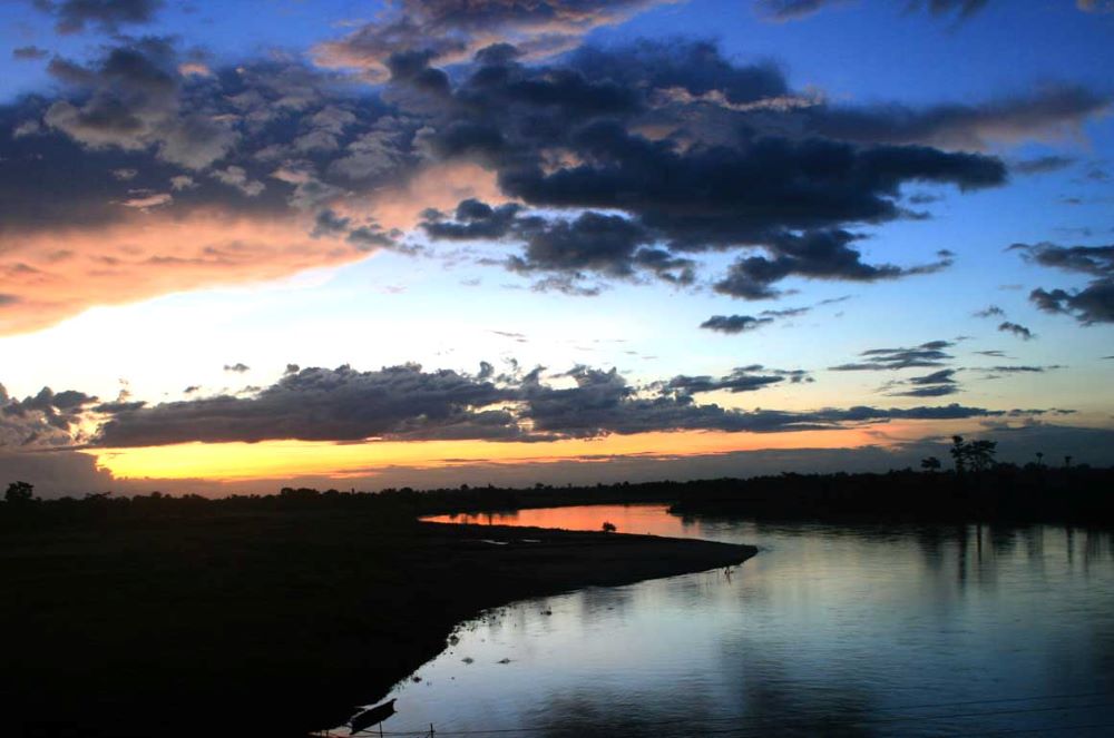 evening view from dhansri river