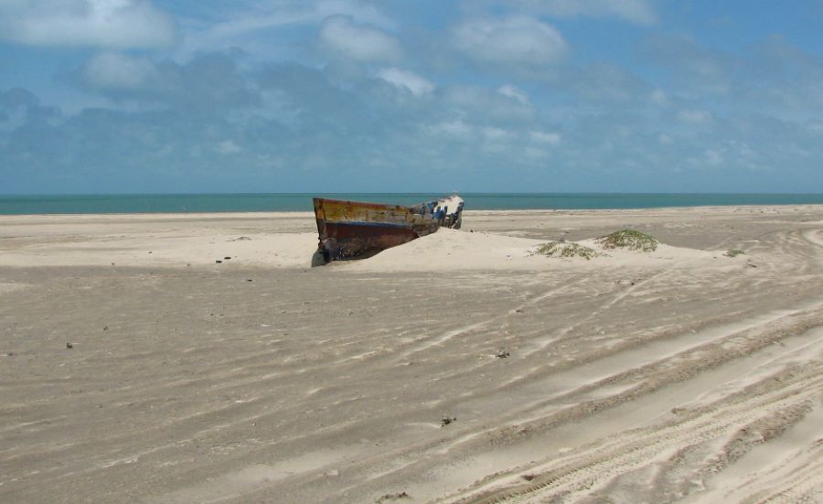 dhansuhkodi beach in tamil nadu