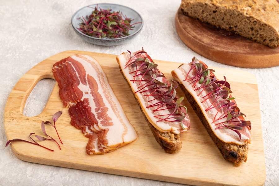 avoid eating processed meats like bacon, sausage and salami to reduce weight