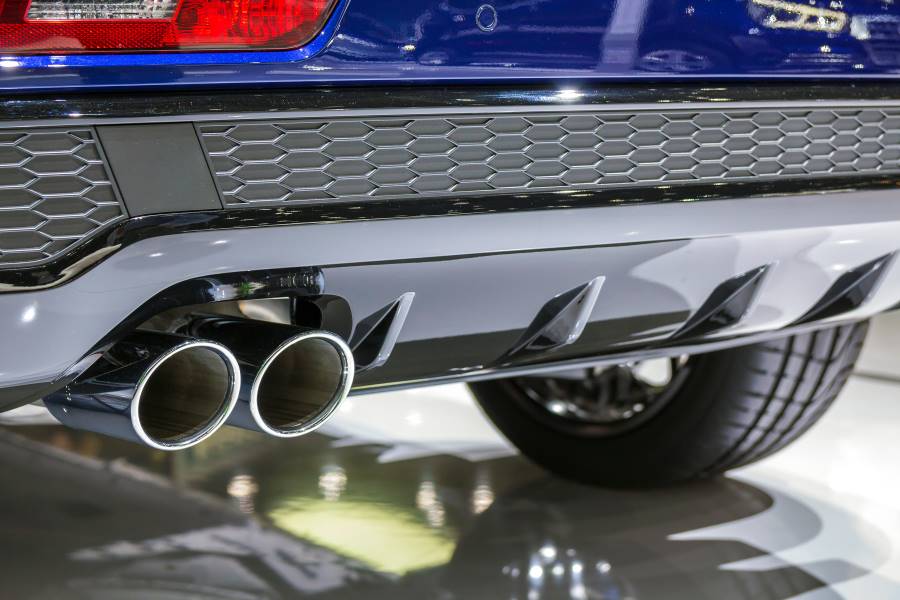 rear diffuser in a sport car