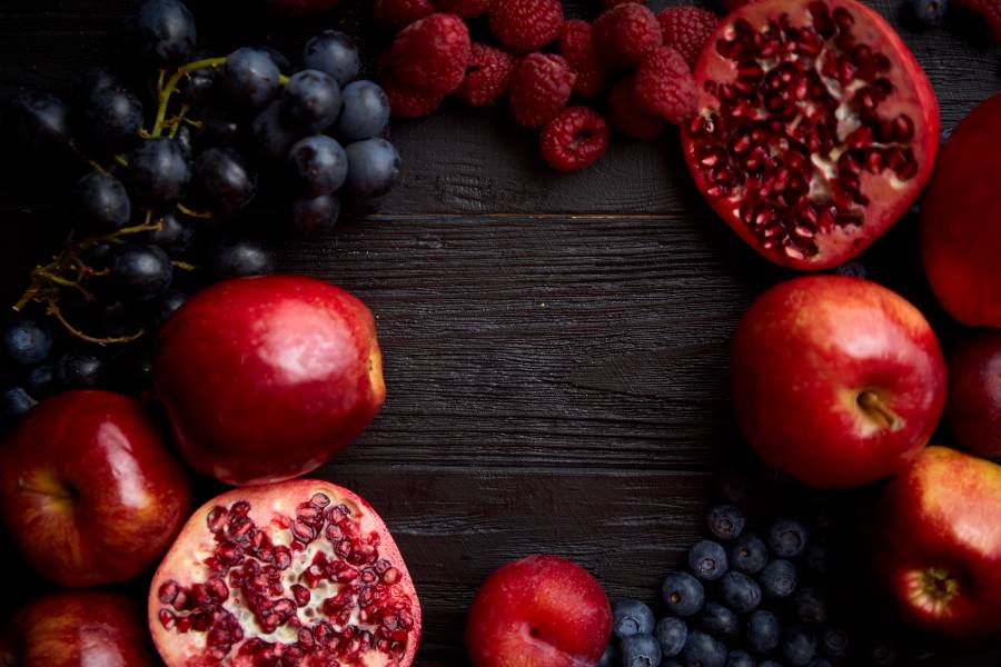 take fruits rich in antioxidants during bowel disease