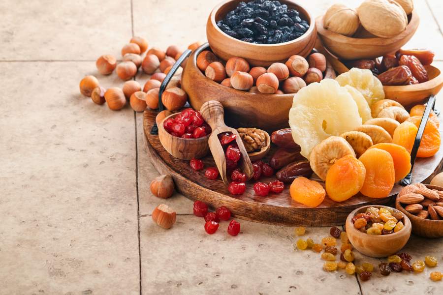 take nuts and dry fruits to reduce fat