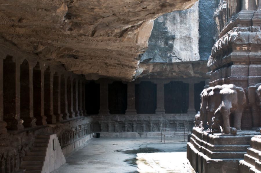 ellora caves in maharashtra