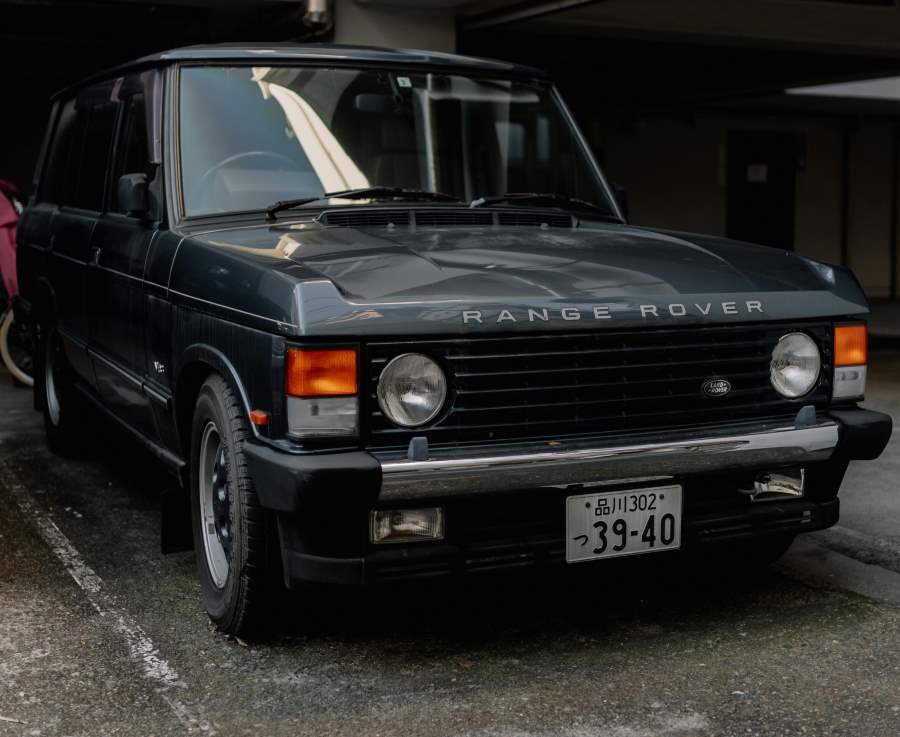 facelift of the range rover car