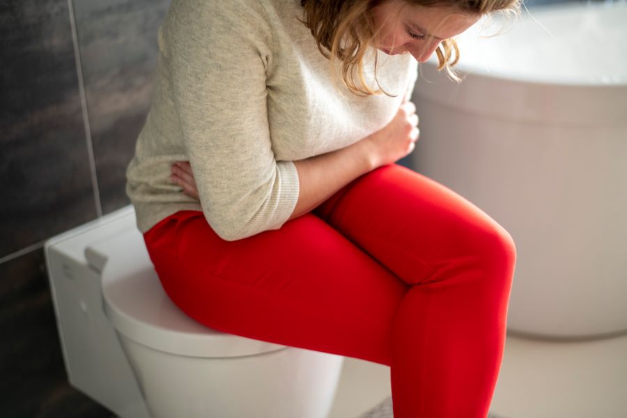 what are the foods to eat and avoid during constipation