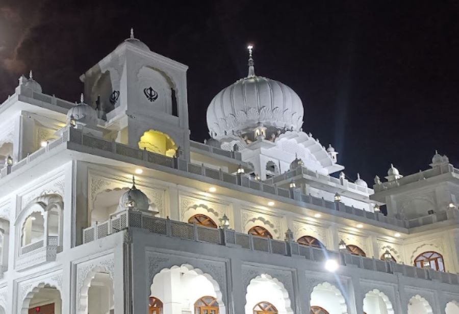 gurudwara shri guru singh sabha in raja park