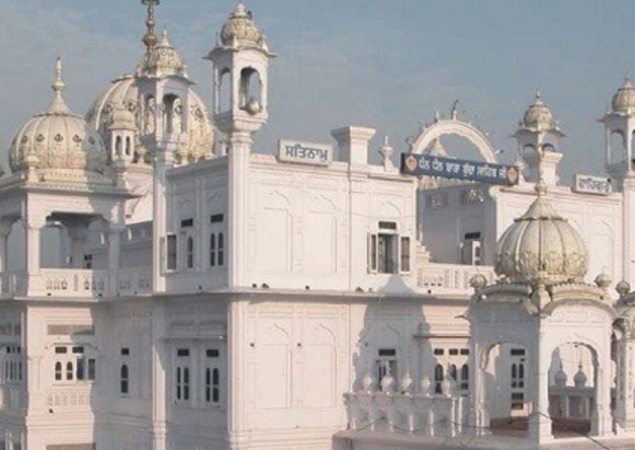 famous gurudwaras to visit in amritsar