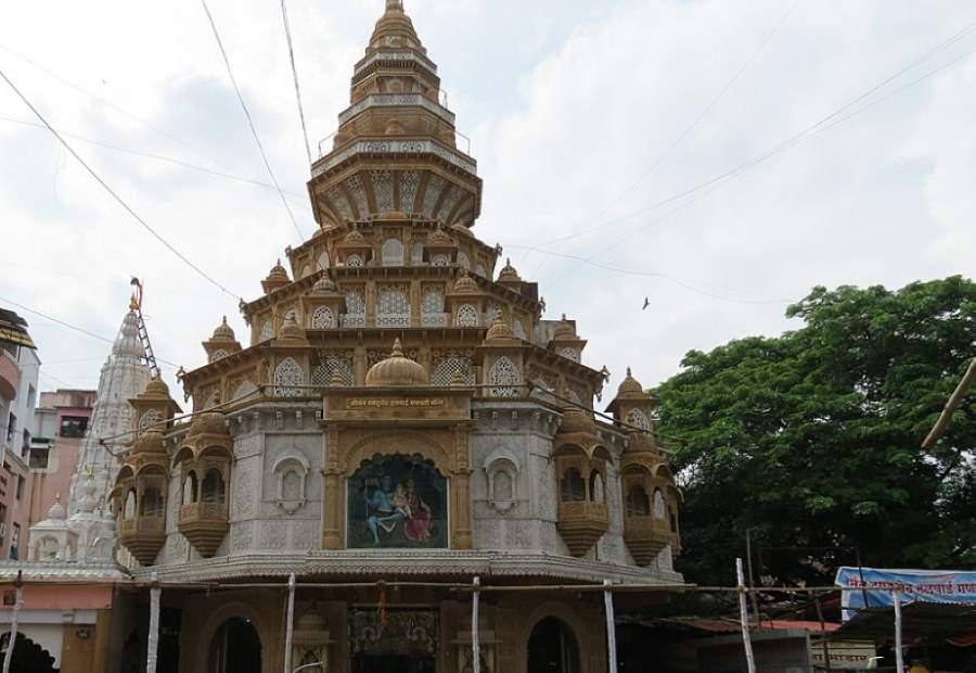 halwai ganapati temple in pune