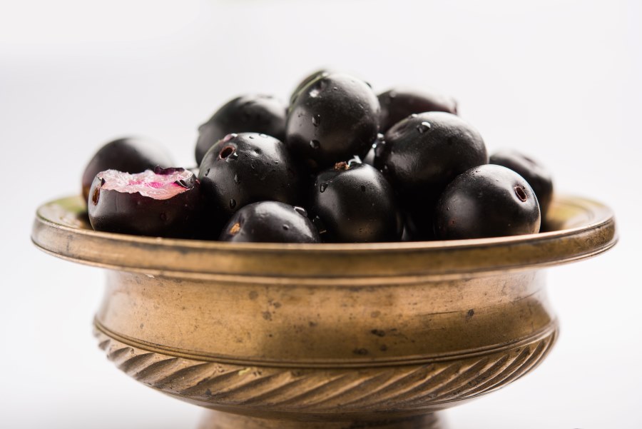 advantages of eating jamun daily