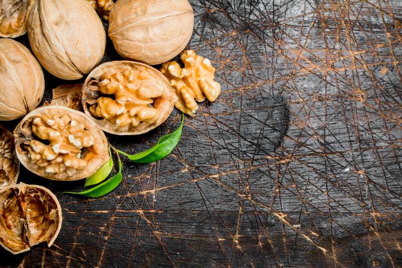 advantages of eating walnuts