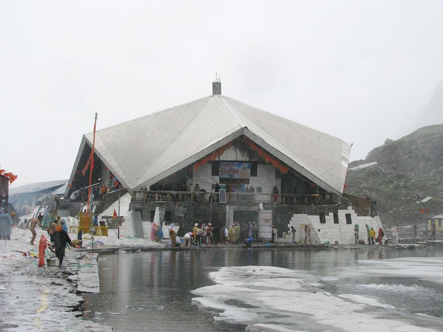 hemkund sahib gurudwara in uttarakhand