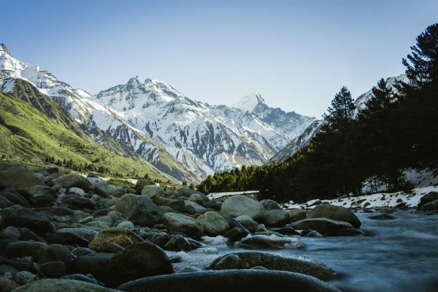 famous temples to visit in himachal pradesh