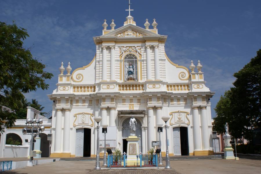 immaculate cathedral church in pondicherry