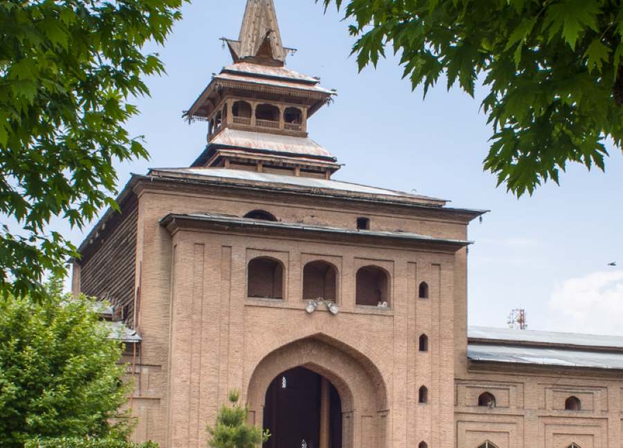 jama masjid in nowhatta