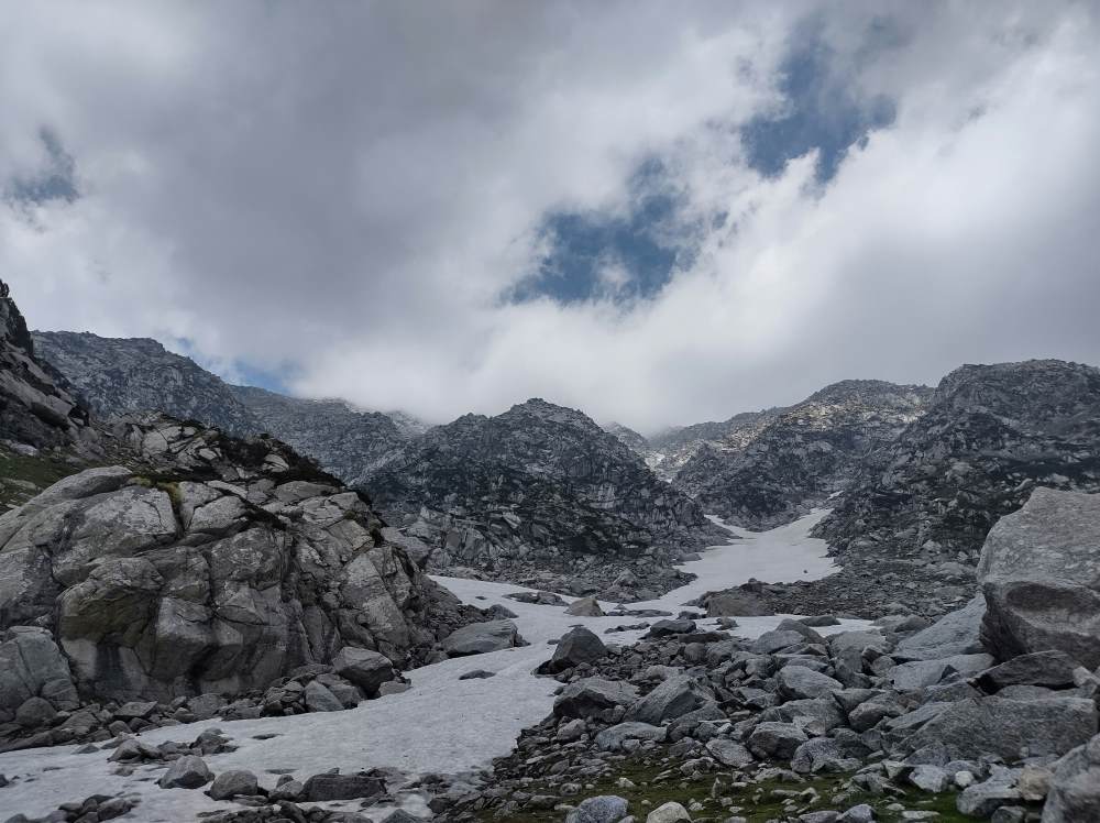 plan your trekking to kareri lake and experience the view of kareri lake in himachal pradesh