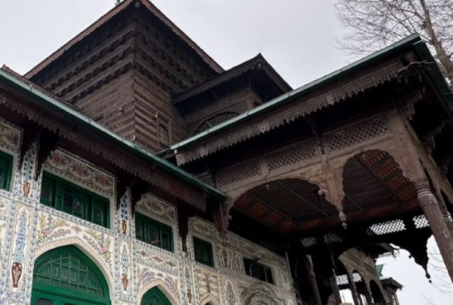 khanqah of hamadan in kashmir