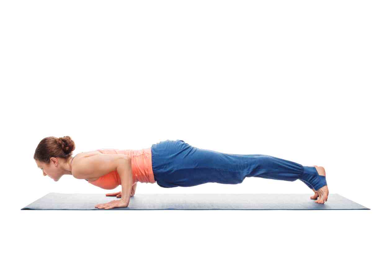 krupa-chaturanga-dandasana