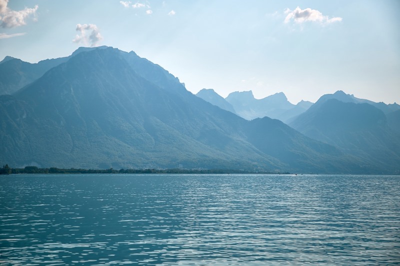 lake-geneva-north-side-of-alps