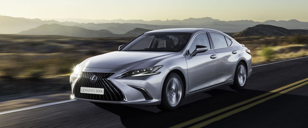 Lexus ES