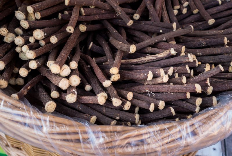 liquorice-roots-on-wicker-basket