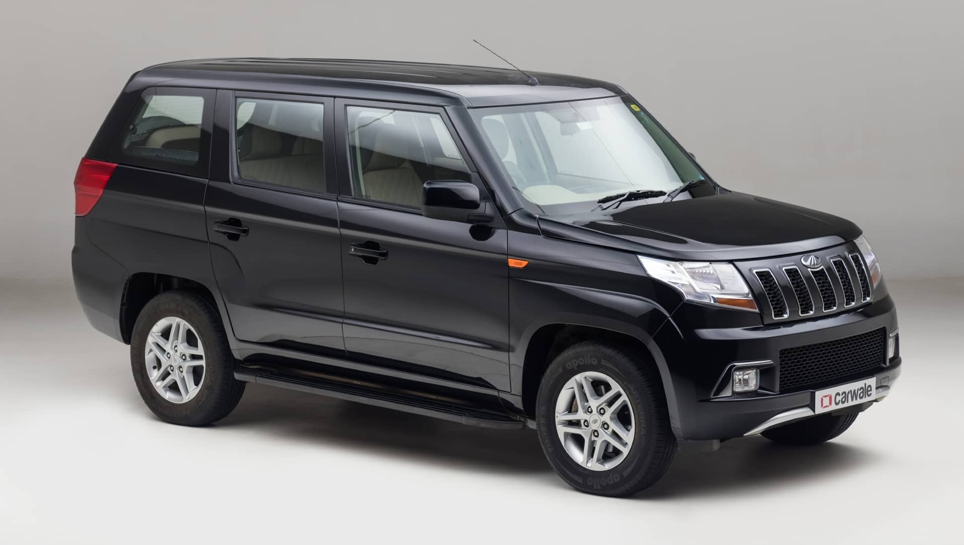 Top 9/10 Seater Vehicles in India: List of 9/10 Seater Cars in India
