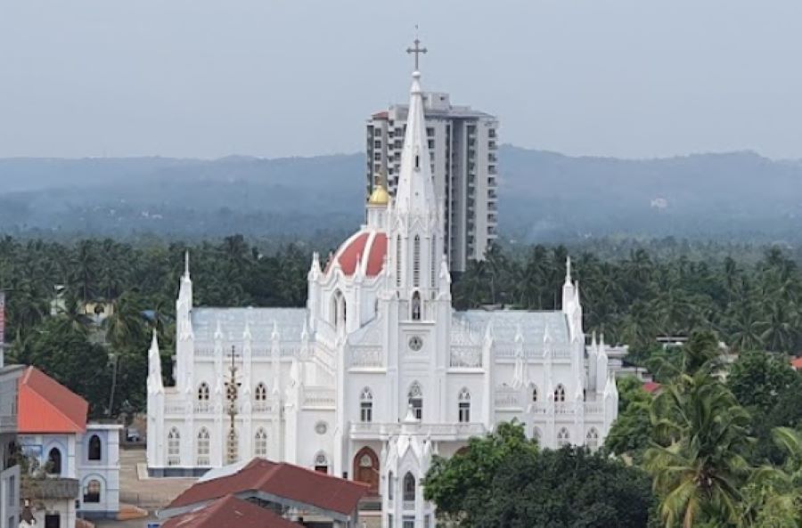 metropolitan catholic cathedral in thrissur