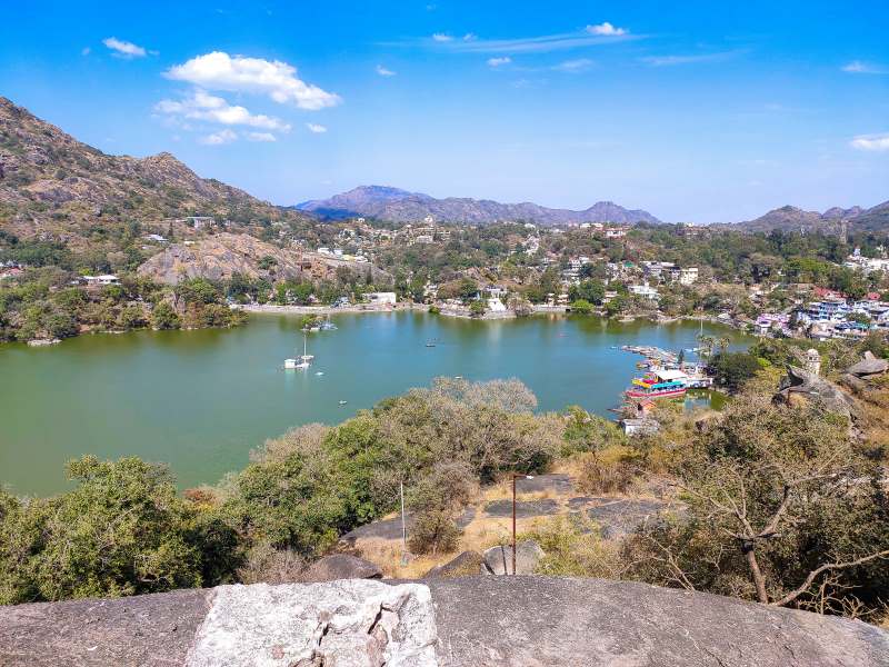 mount abu hill station in rajasthan