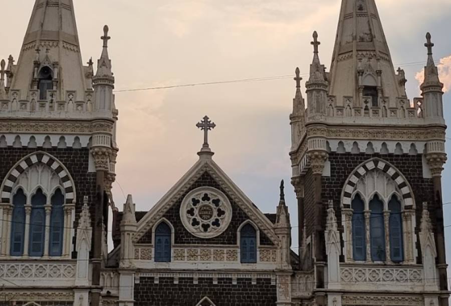 mount mary basilica in mumbai