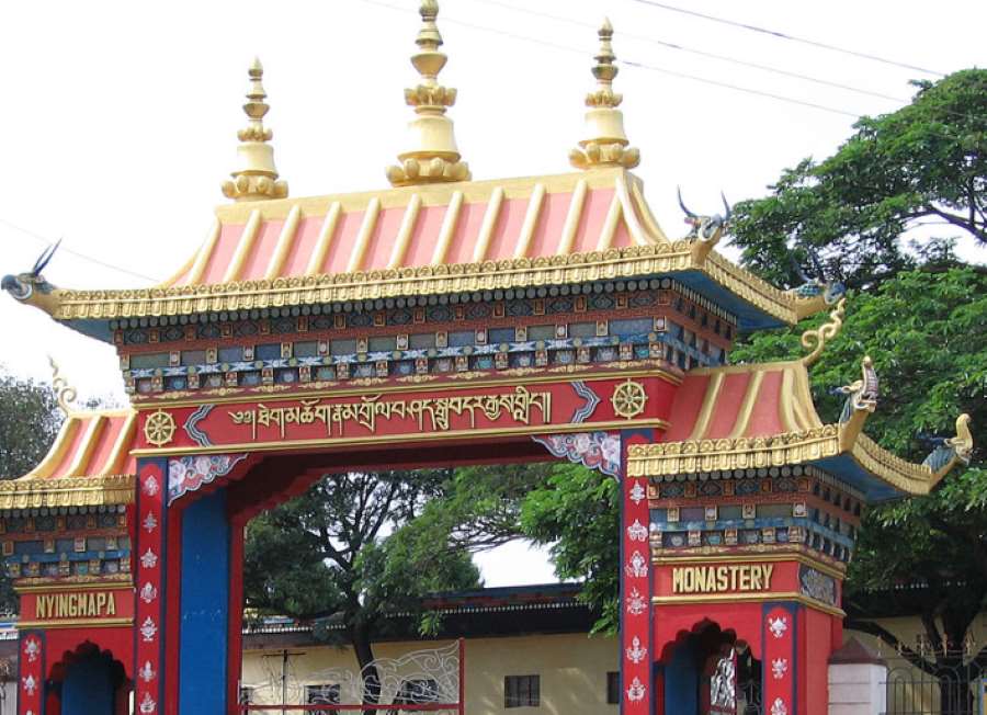 namdroling monastery in india