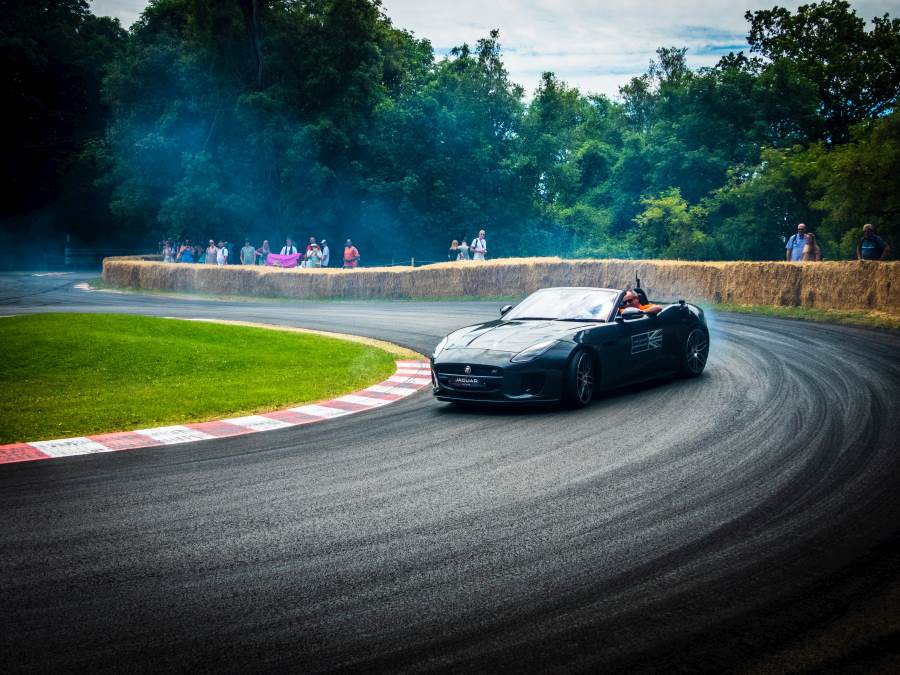 oversteer in a car