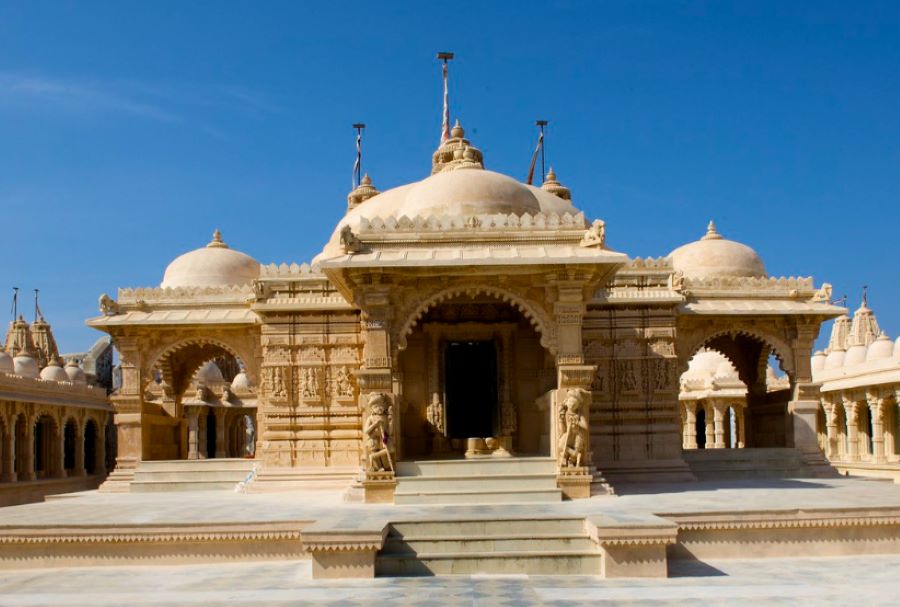 beautiful palitana jain temple in gujarat