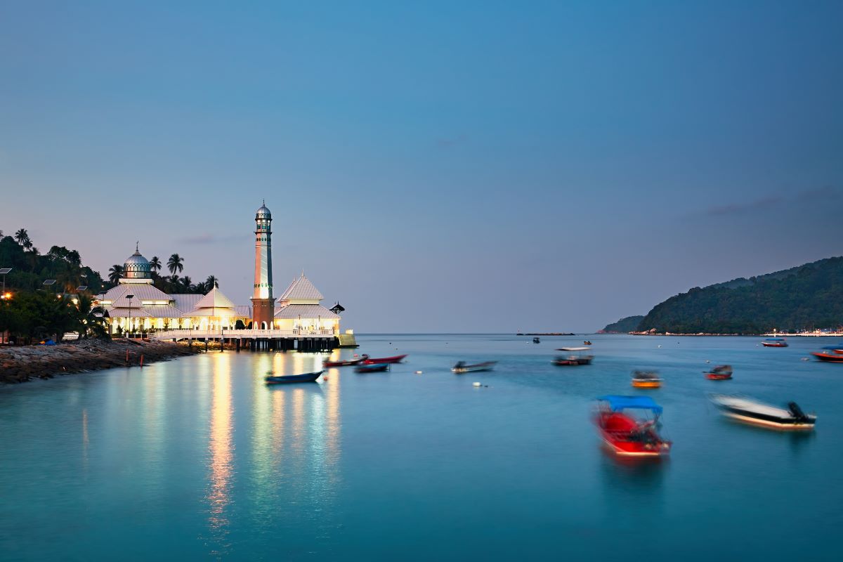 perhentian islands at dusk